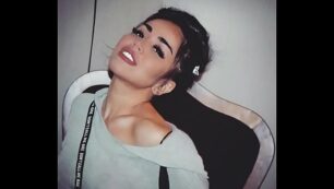 Mina Namdar. Pornostar sexy iraniana